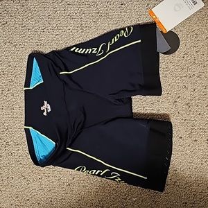 Pearl Izumi Bike Shorts -womens medium